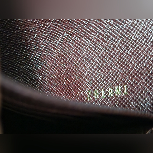 Authentic Louis Vuitton Monogram Idylle Pattern Sarah Wallet ( Mini Lin) - Picture 12 of 14